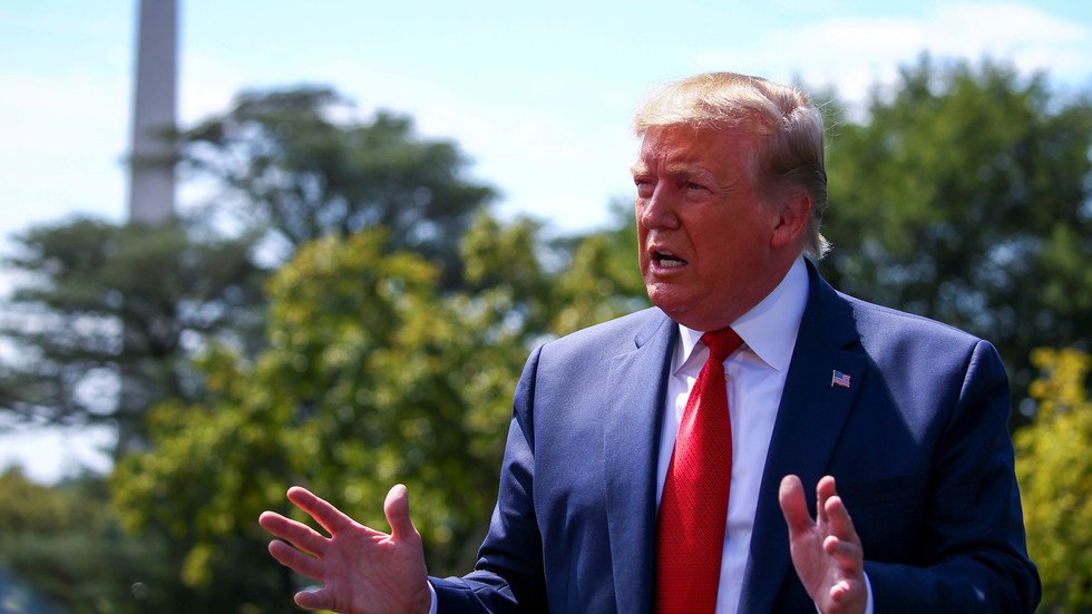 ترامب مهاجما: أنا لم أعتبر نفسي المسيح المخلص.. والـ CNN كاذبة