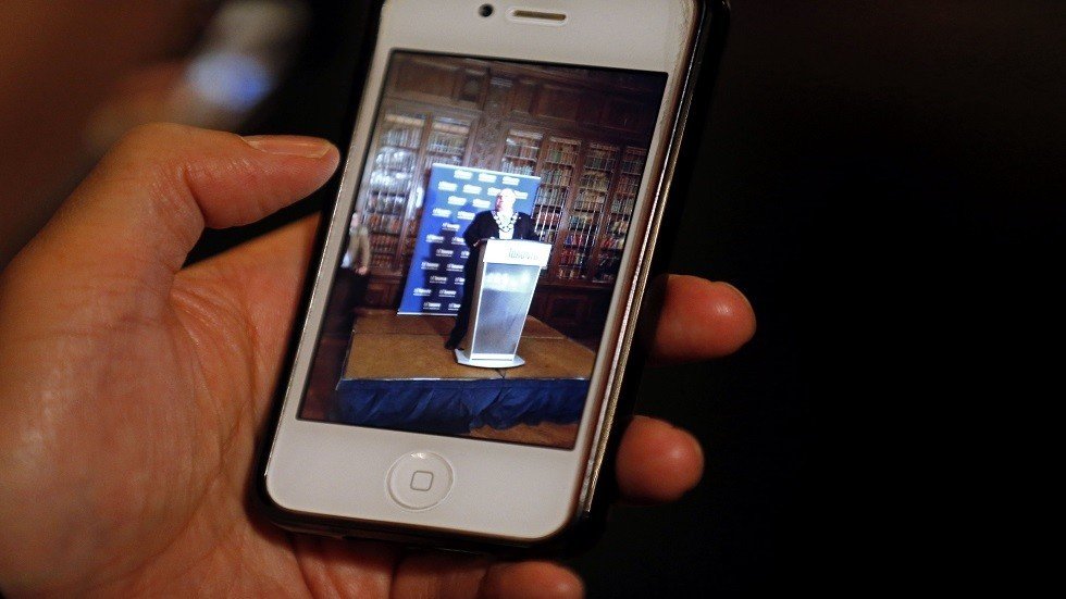 نصائح لتخفيض أضرار الهواتف الذكية