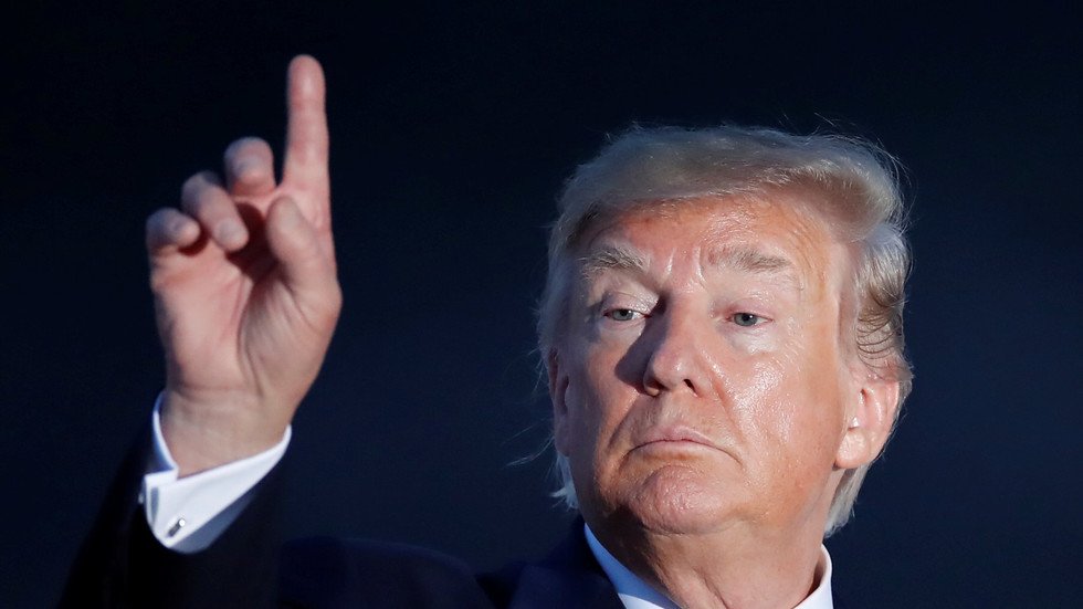 الغارديان:  ترامب تنازع وقادة مجموعة "G7" بشأن روسيا