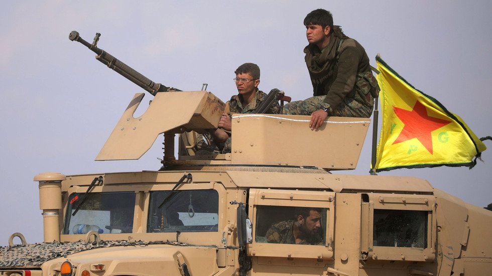 قوات سوريا الديمقراطية: انسحاب مقاتلين أكراد من شريط بعمق يتراوح من 5 إلى 14 كم على الحدود مع تركيا