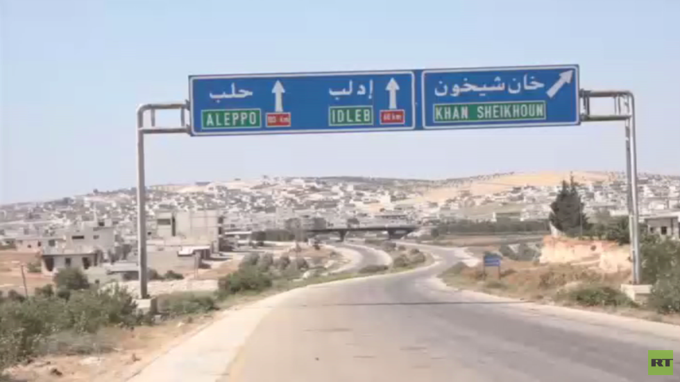 عودة الحياة تدريجيا إلى مدينة خان شيخون