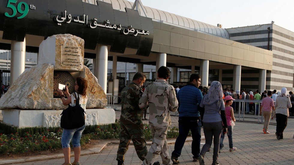 مشاركة عمانية فعالة في معرض دمشق الدولي