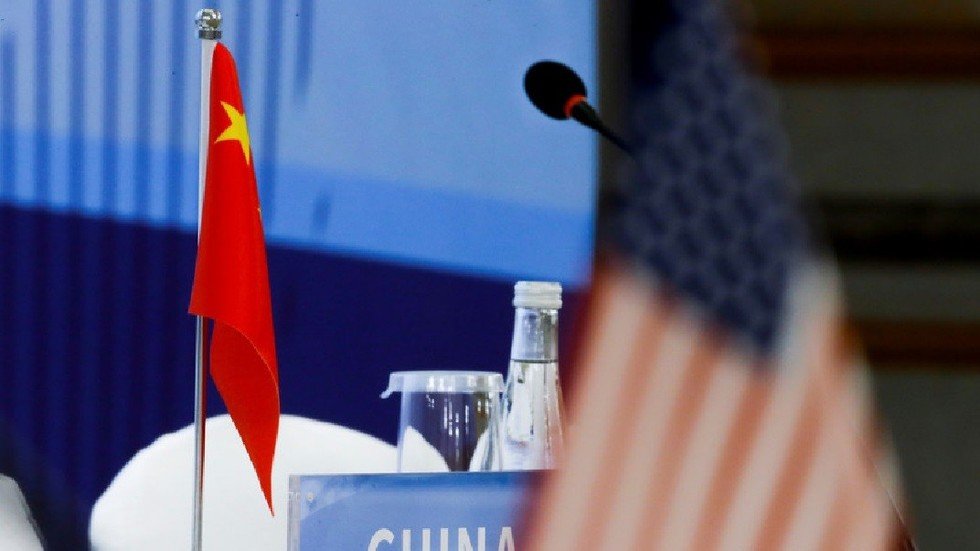 سفير الصين لدى أوكرانيا يرد على بولتون