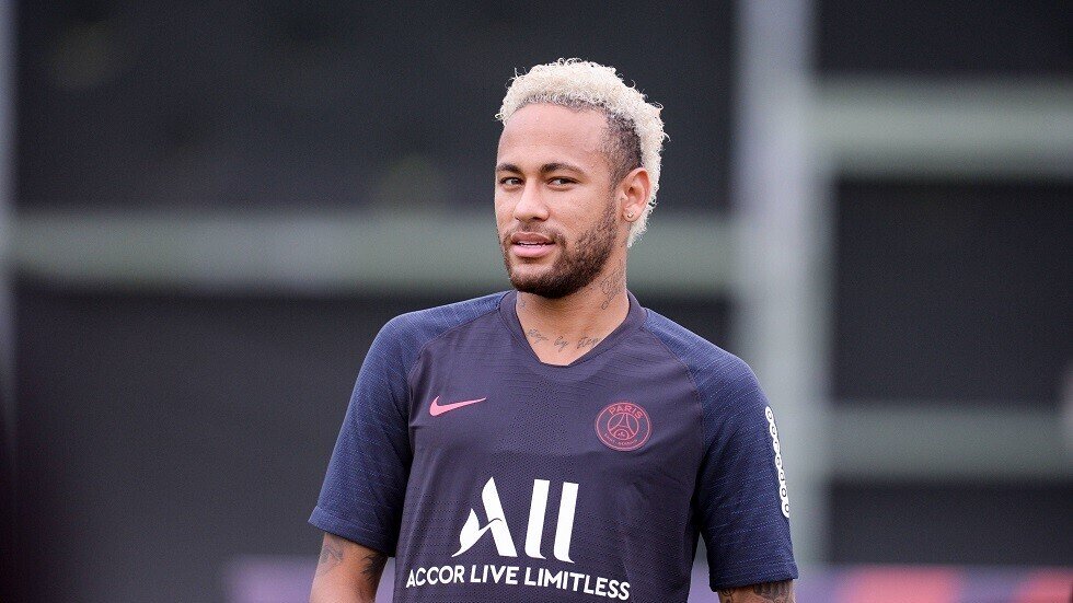 ليوناردو يكشف تفاصيل الاجتماع الأخير مع برشلونة حول نيمار