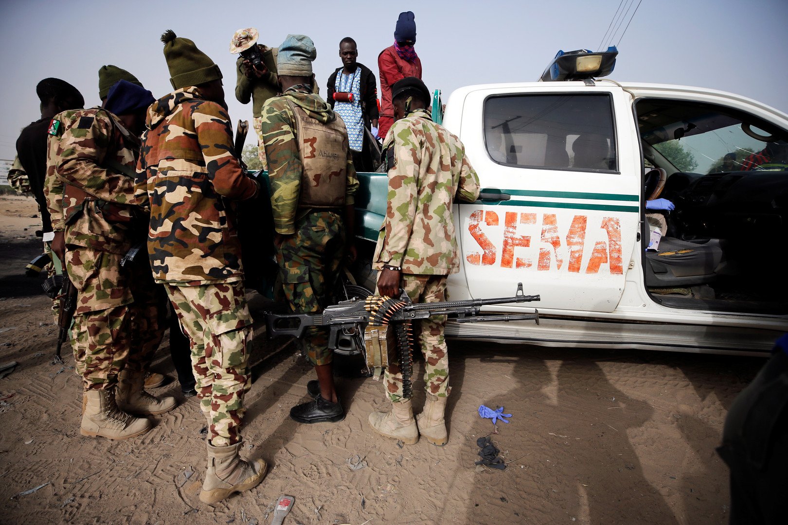 نيجيريا.. أنباء عن دفن آلاف العسكريين من ضحايا هجمات 