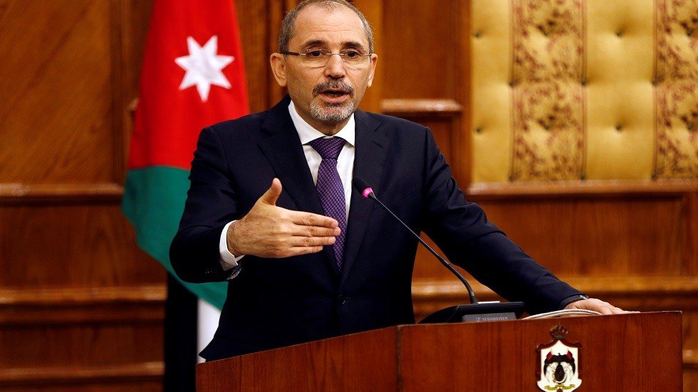 وزير الخارجية الأردني من بغداد: نسعى إلى خفض التصعيد في المنطقة