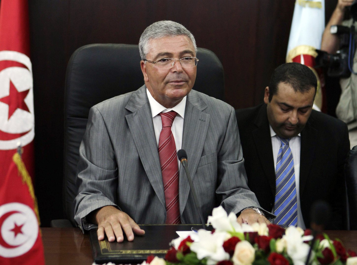وزير الدفاع التونسي عبد الكريم الزبيدي يعلن ترشحه للرئاسة