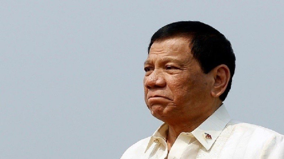 الرئيس الفلبيني: لن نسمح بنشر صواريخ أمريكية على أراضينا