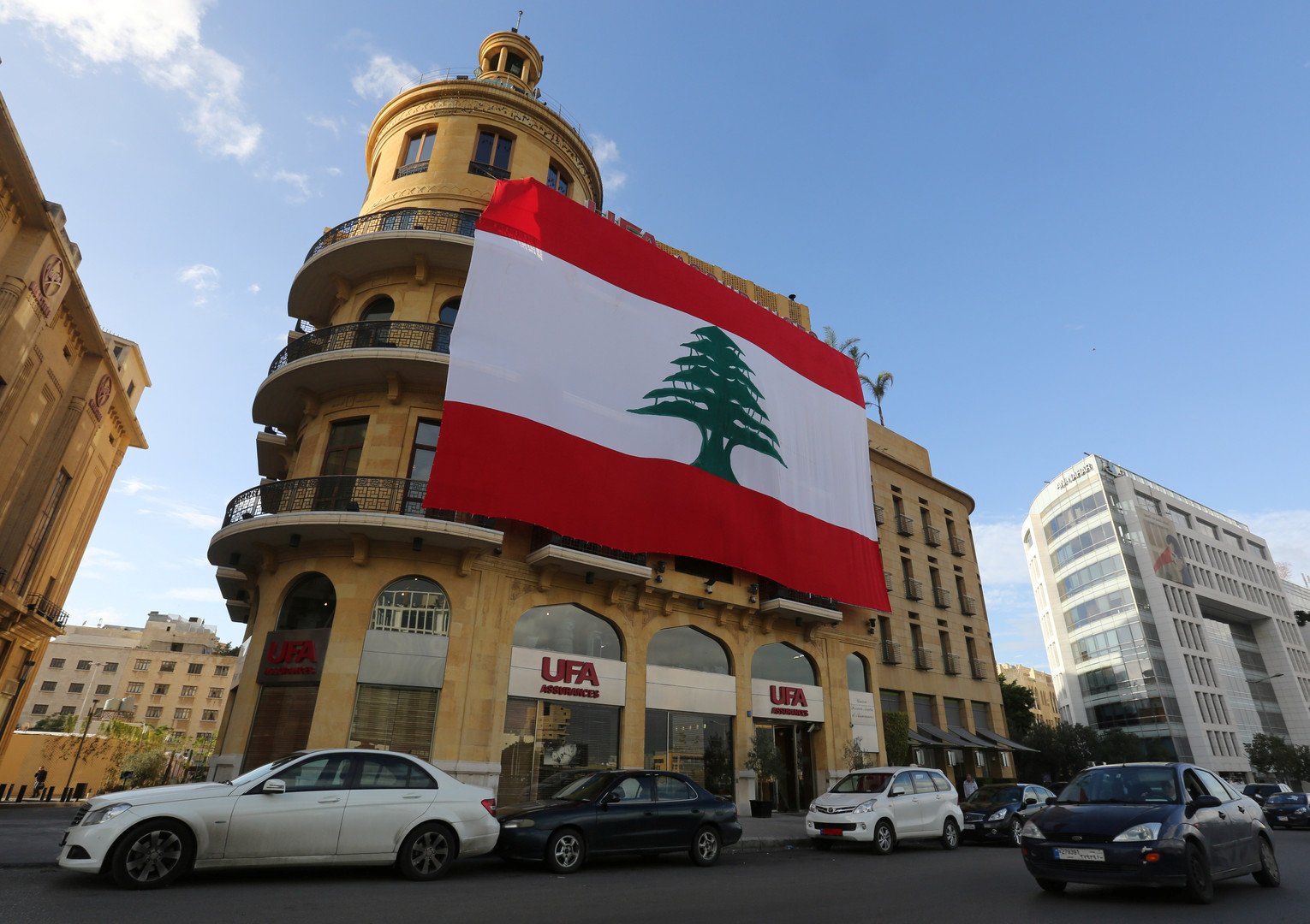 صحيفة عريقة في لبنان تحتج على الوضع السياسي والاقتصادي بطريقة لافتة