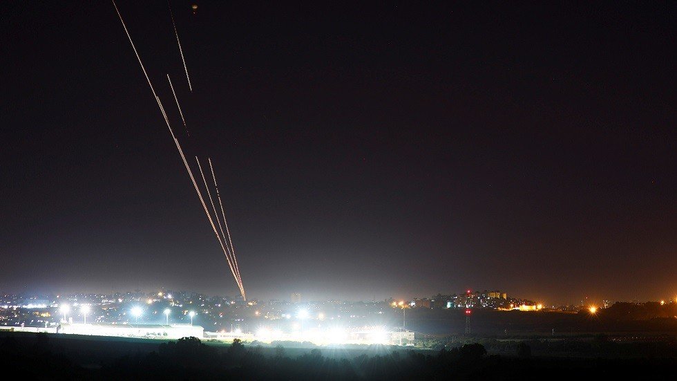 الجيش الإسرائيلي: إطلاق 3 صواريخ من غزة واعتراض اثنين منها