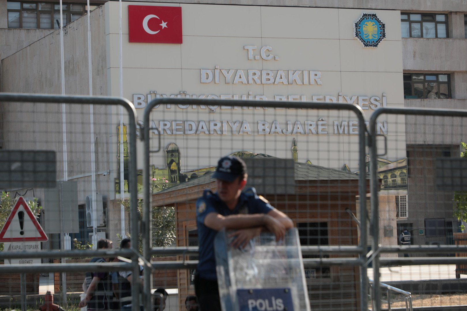 تركيا.. حملة اعتقالات تطال المئات بتهمة التواطؤ مع 