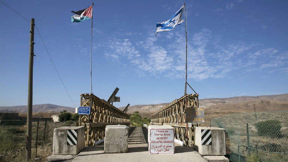 النواب الأردني يوصي بطرد السفير الإسرائيلي وإلغاء معاهدة السلام مع إسرائيل