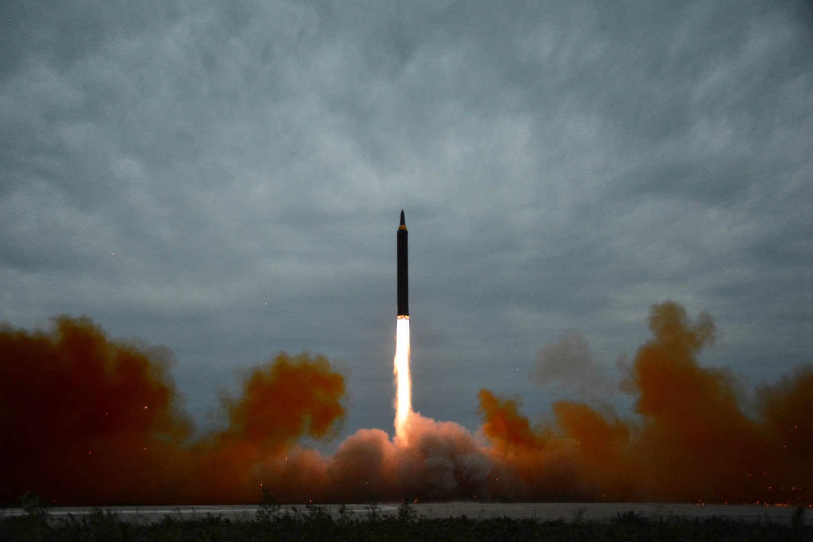 البنتاغون يلغي برنامجا صاروخيا بقيمة مليار دولار