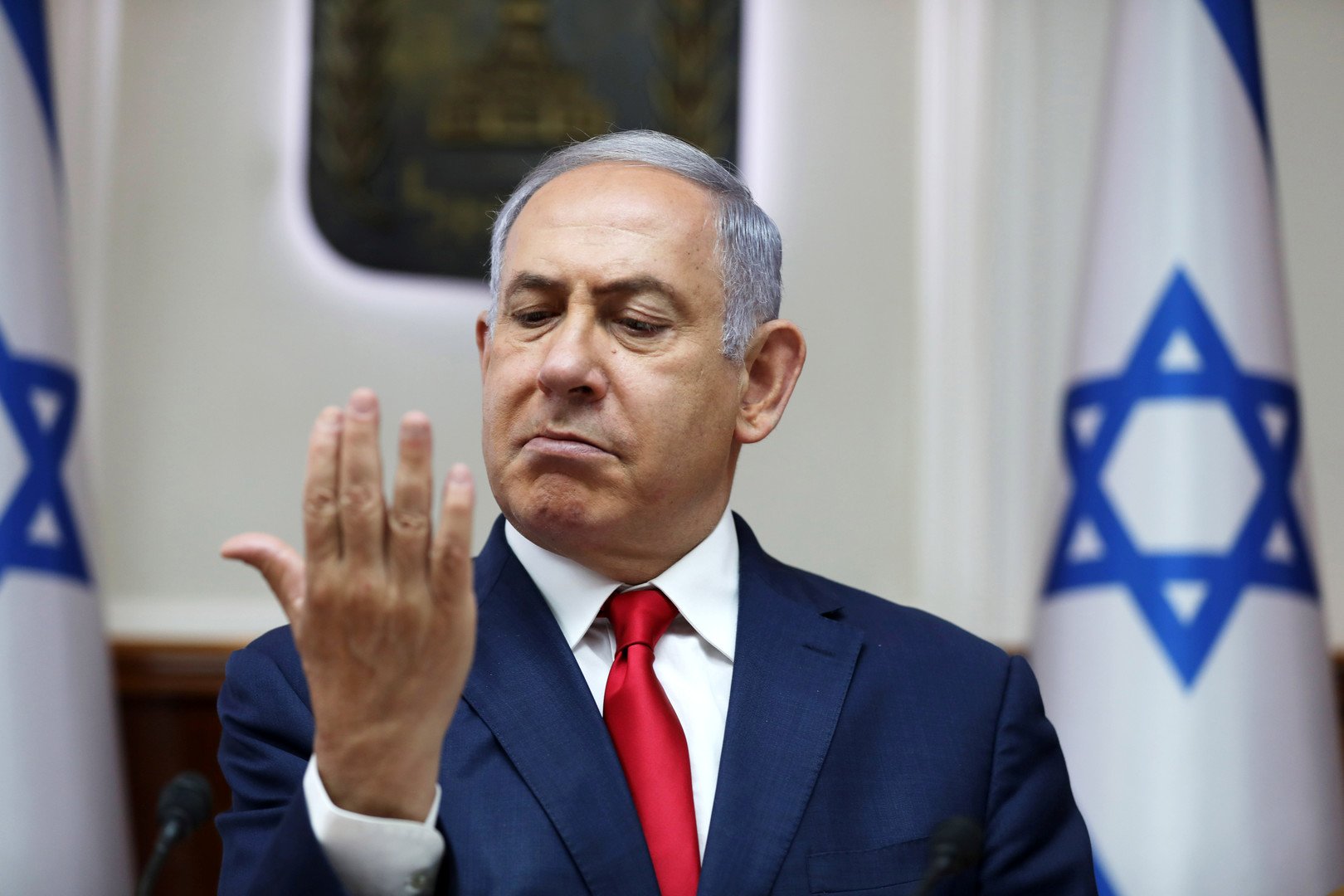 نتنياهو يلمح إلى وقوف إسرائيل وراء الغارات على الحشد الشعبي في العراق