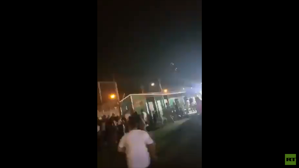 بالفيديو.. هلع ورعب بعد سقوط صاروخ فلسطيني قرب حفل إسرائيلي
