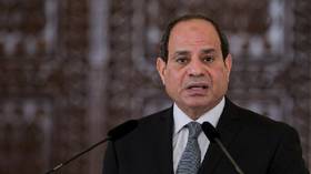 السيسي: المشروعات هي الأمل الذي يحاول أهل الشر والمخربون أن يهدموه