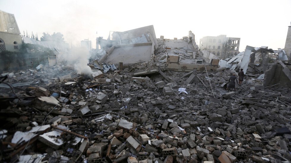 الصليب الأحمر يرسل إمدادات طبية عاجلة إلى ذمار