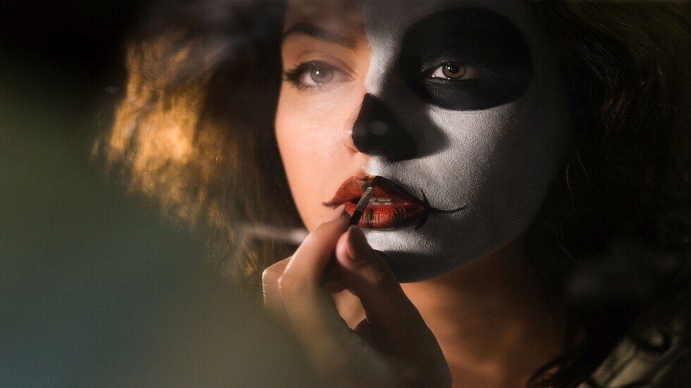 تطبيق "ينقلك" إلى داخل الأفلام الشهيرة يثير قلقا حول الخصوصية!