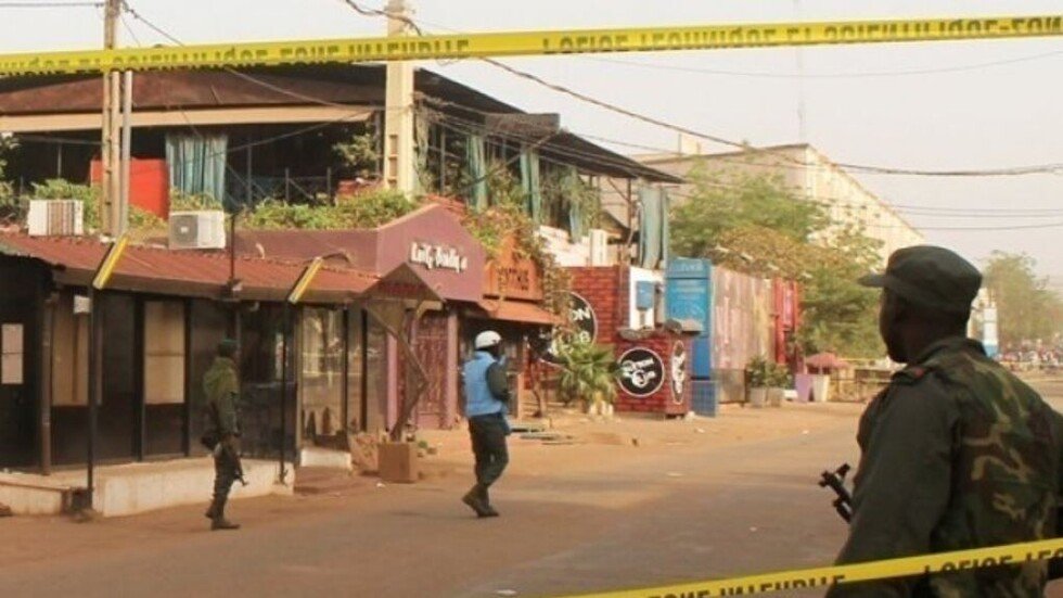 مقتل 14 شخصا وإصابة أكثر من 20 جراء تفجير حافلة في مالي