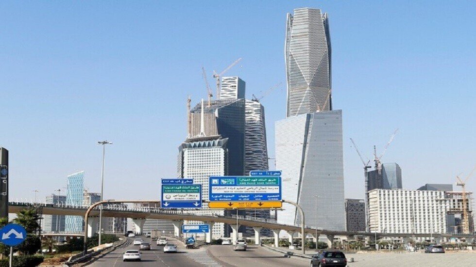 سيارة جديدة لبطل "سبع 6464"