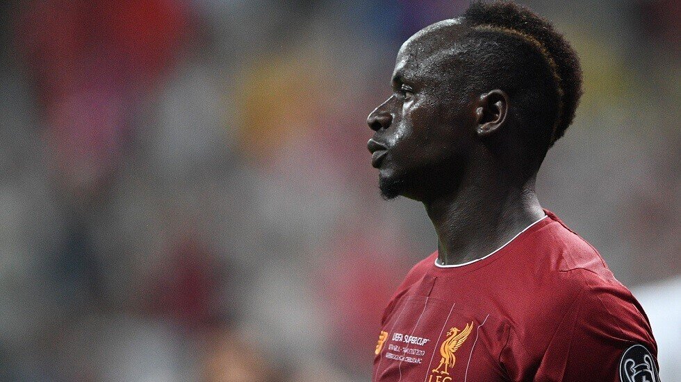 أول تعليق لماني على أزمته مع صلاح