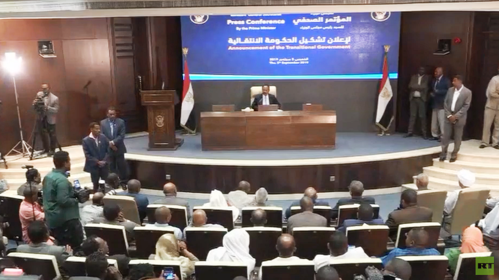 رئيس الوزراء السوداني عبد الله حمدوك يعلن تشكيلة الحكومة الانتقالية