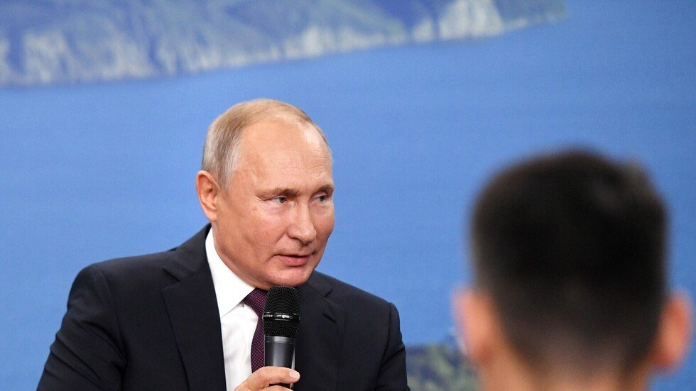 بوتين: نخطط لتعزيز وحدات مكافحة المخدرات