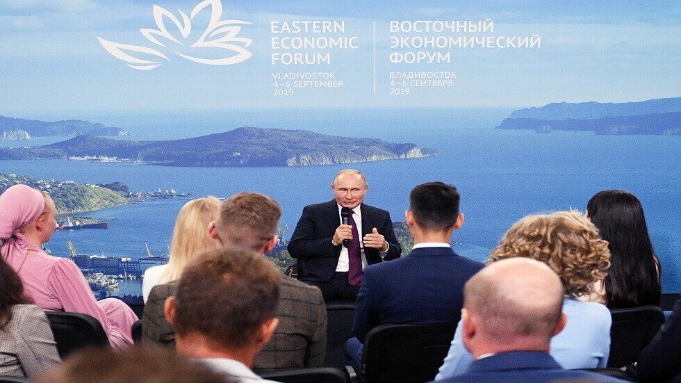 بوتين: شبه جزيرة كامتشاتكا أجمل منطقة في العالم