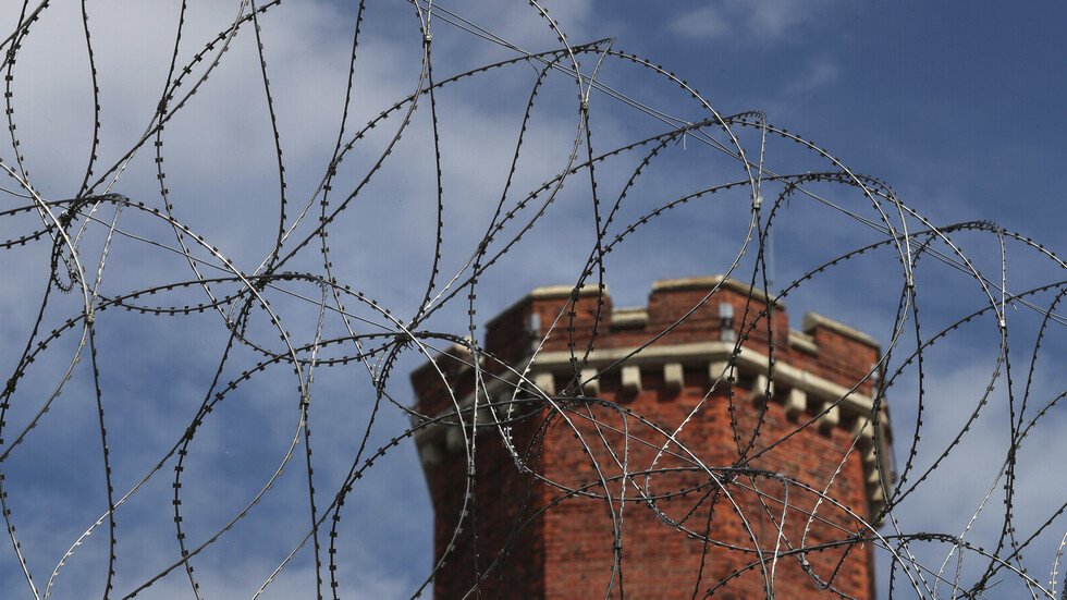 بريطانيا.. إطلاق سراح أسوأ شاذة جنسيا