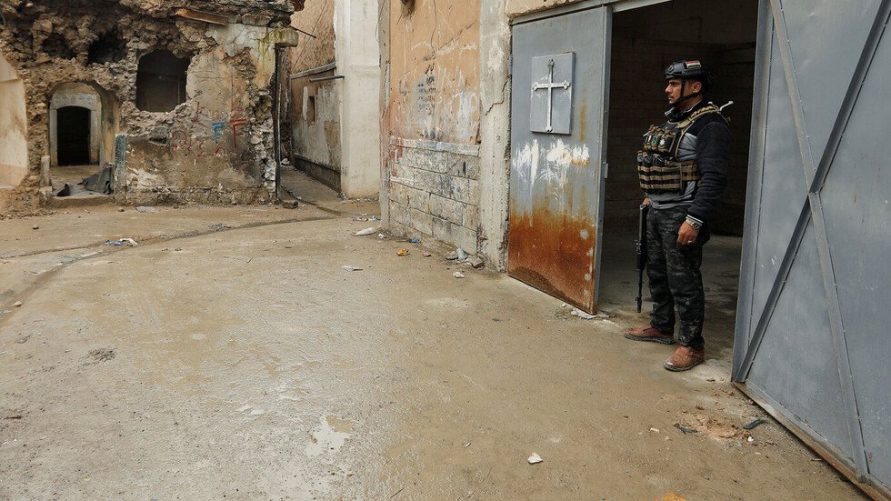 مقتل عسكريين اثنين أثناء تفكيك عبوات ناسفة في منزل غربي مدينة الموصل