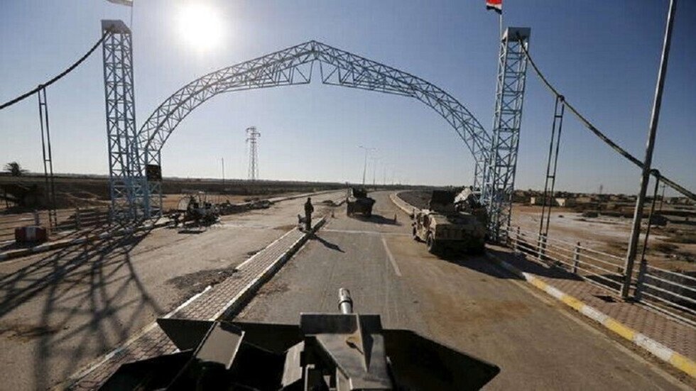 مصدر لـRT: تأجيل فتح منفذ القائم الحدودي بين العراق وسوريا بسبب القصف الجوي