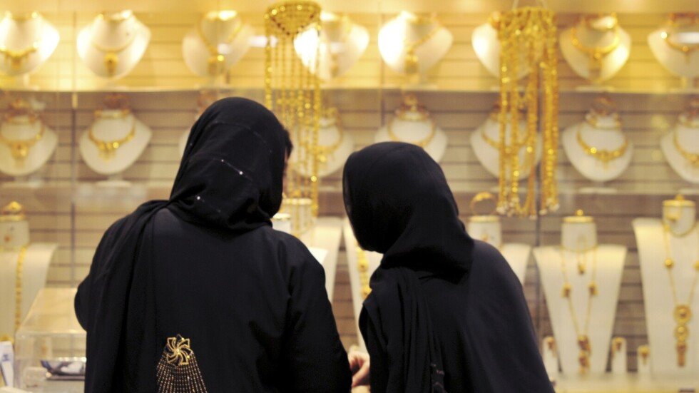 قطر تشتري 7.8 طن من الذهب في شهر واحد