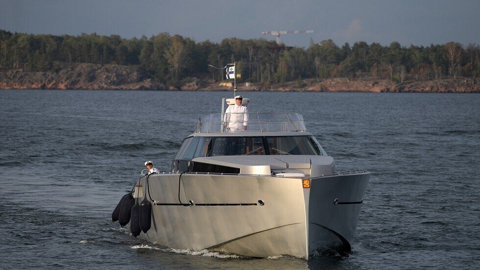 "كلاشينكوف" تصمم زورقا لإنقاذ رواد الفضاء