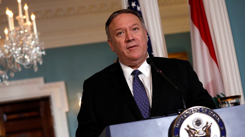 بومبيو يتهم طهران بالوقوف وراء الهجمات على منشأتي النفط في السعودية