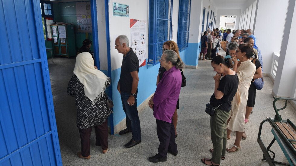 إغلاق صناديق الاقتراع في الانتخابات الرئاسية التونسية