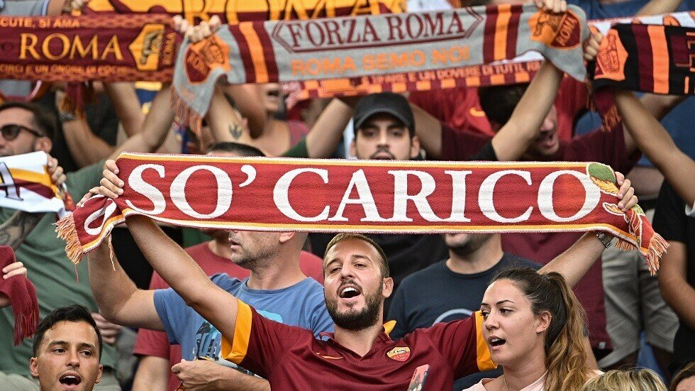 ذئاب روما تلتهم 