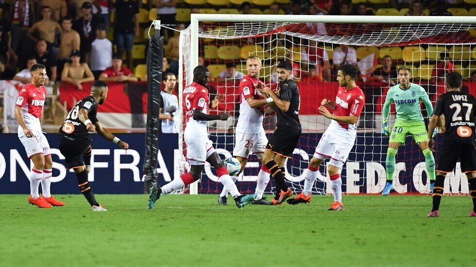 مارسيليا يعمق جراح موناكو