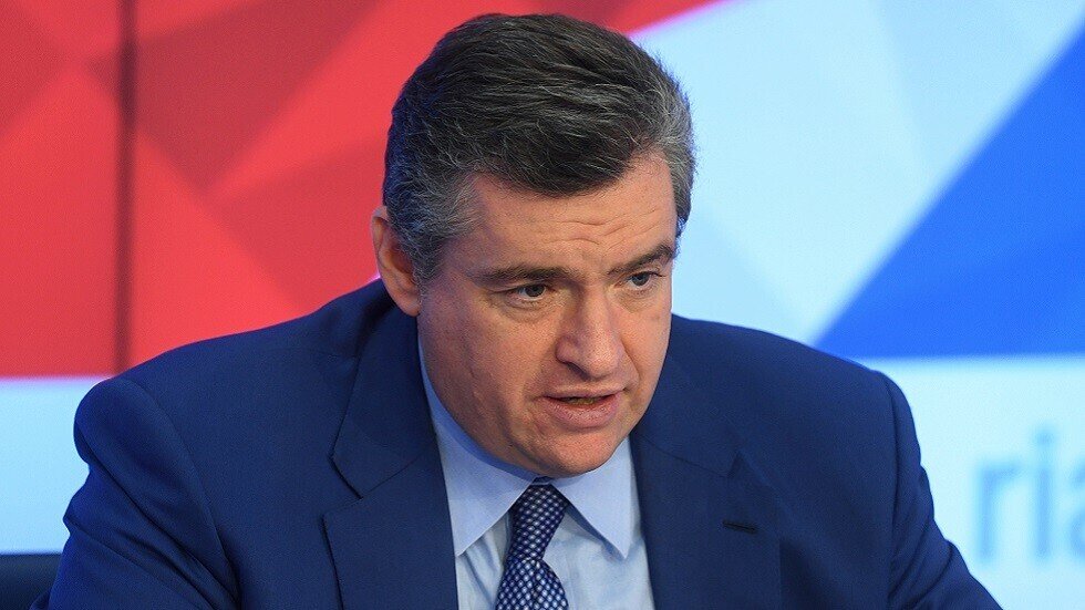 برلماني روسي بارز يحذر من كارثة إنسانية نتيجة عملية عسكرية كبيرة في إدلب