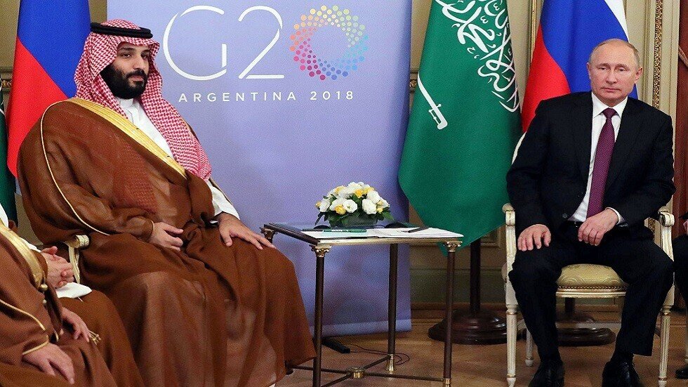 بوتين يعبر لولي العهد السعودي عن قلقه إزاء الهجمات على منشآت نفط بالمملكة