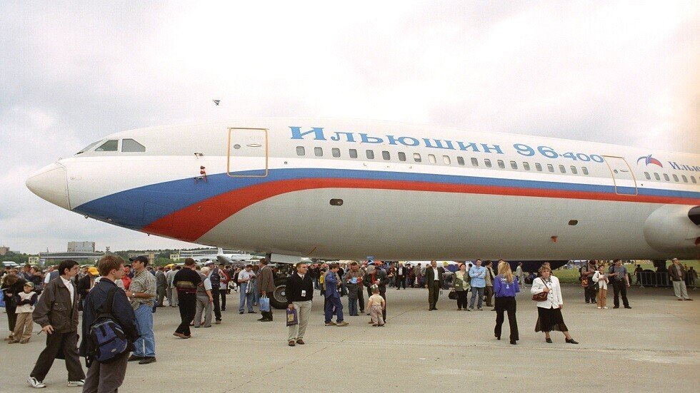 تجميع أول نموذج تجريبي لطائرة الركاب الروسية الضخمة