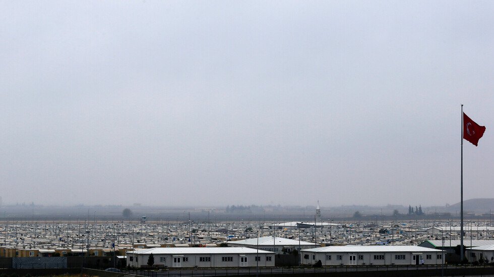 تركيا: إنشاء "منطقة آمنة" يسرع عودة اللاجئين السوريين