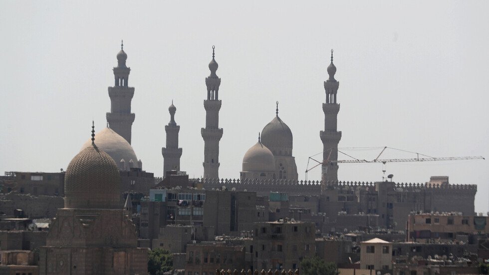 مصر تنفي بيع المباني التاريخية في البلاد