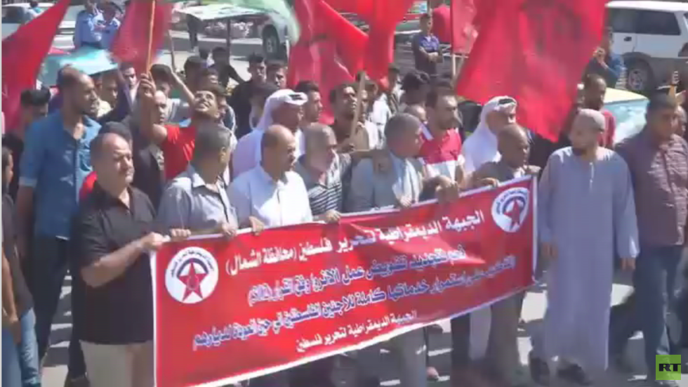 غزة.. اعتصام يطالب باستمرار عمل الأونروا