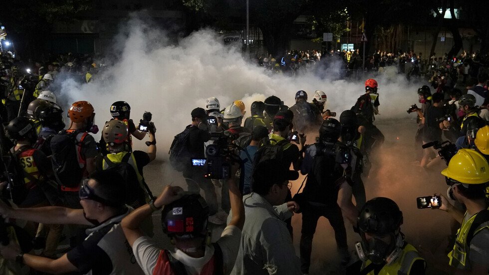 هونغ كونغ تستعد لاحتجاج يستهدف المطار