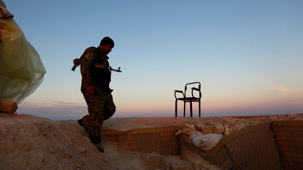 طائرة مجهولة تستهدف معسكرا للحشد الشعبي في الأنبار