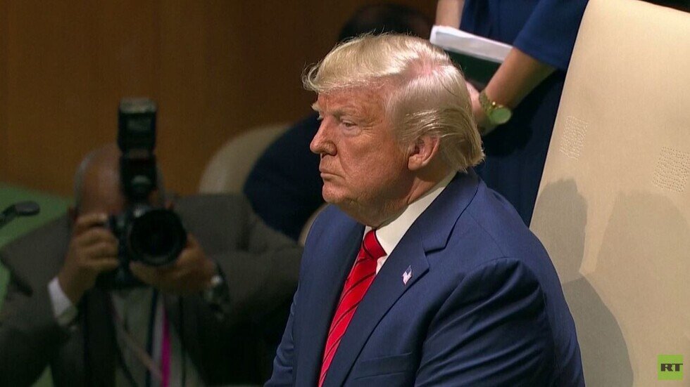 ترامب: سنواصل فرض العقوبات على إيران