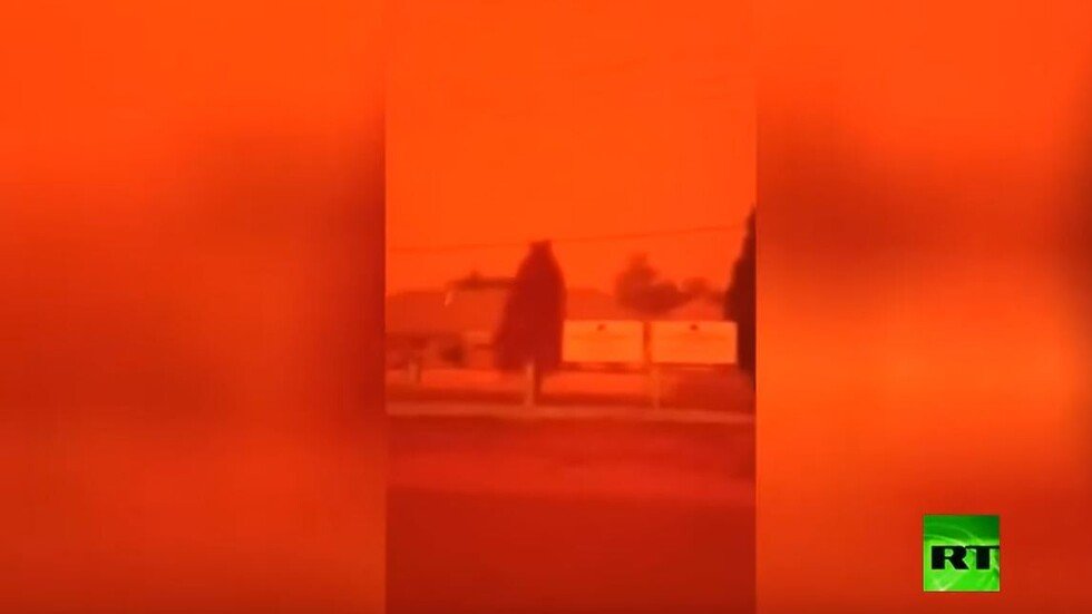 المريخ أم الجحيم؟ سماء إندونيسيا تتحول إلى اللون الأحمر