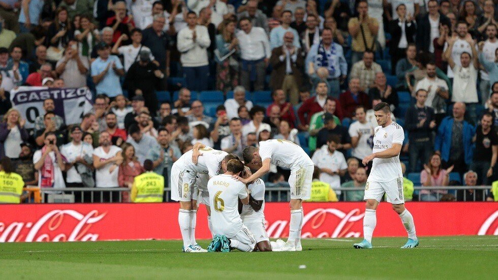 ريال مدريد ينقض على صدارة 