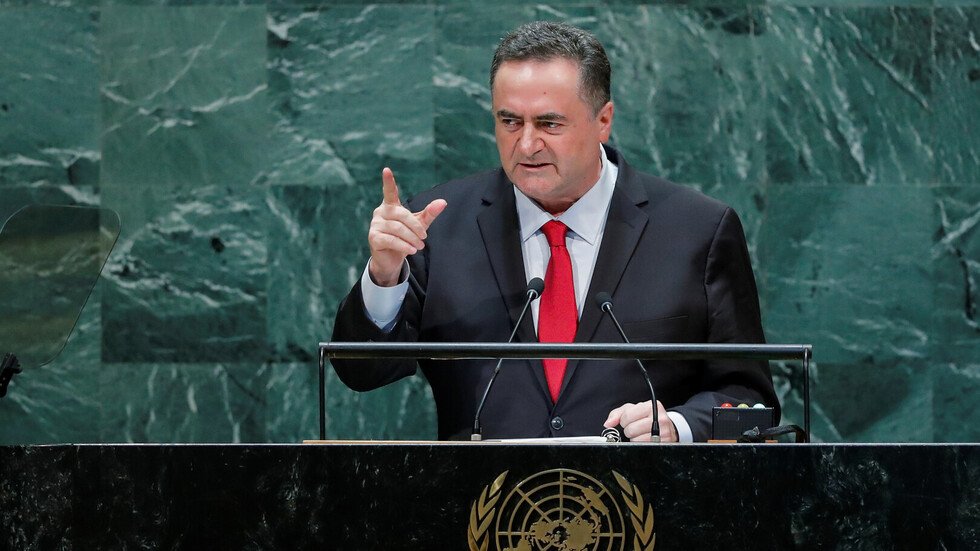 إسرائيل تحمّل خامنئي مسؤولية هجوم أرامكو وتتوعد إيران بالفارسية