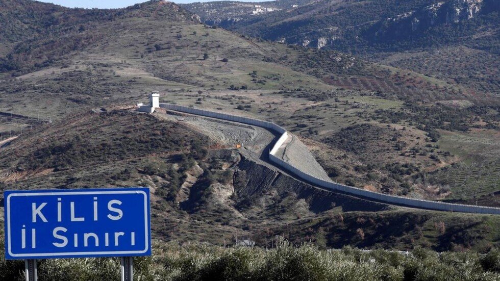 الدفاع التركية: إسقاط طائرة مسيرة انتهكت مجالنا الجوي